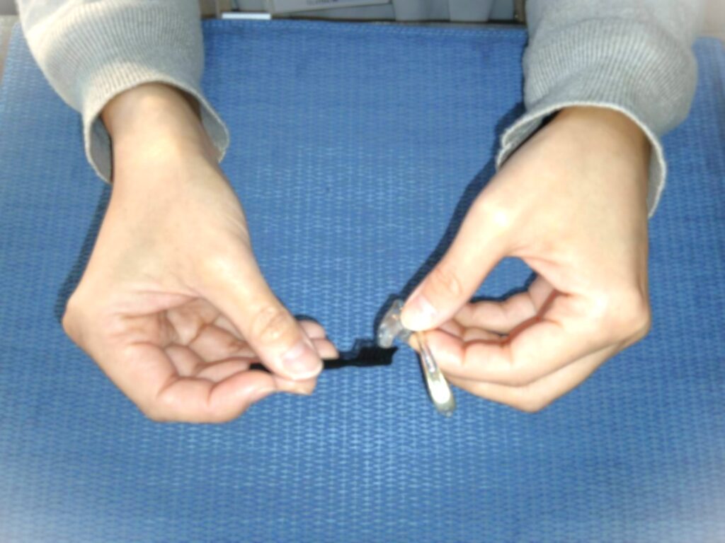 帯広　補聴器　函館　補聴器
補聴器のお掃除
補聴器のお手入れ
補聴器ブラシ
点検清掃のクリーニング
調整も歓迎